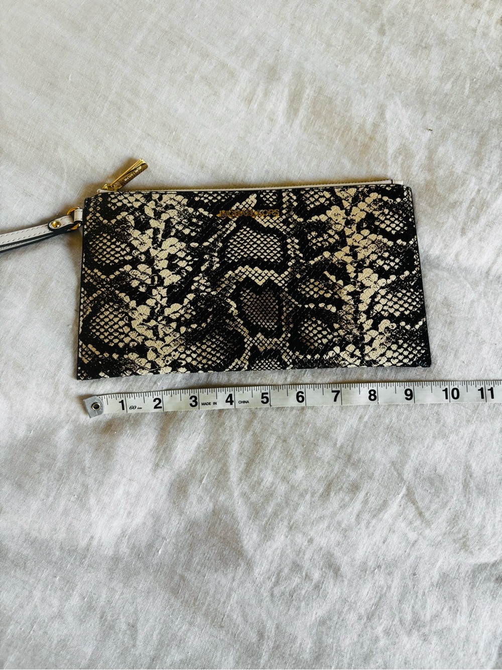 Michael Kors Black & White Snake-Print Wristlet Clutch - Picture 7 of 8